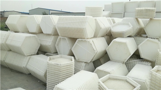 新疆塑料模具厂